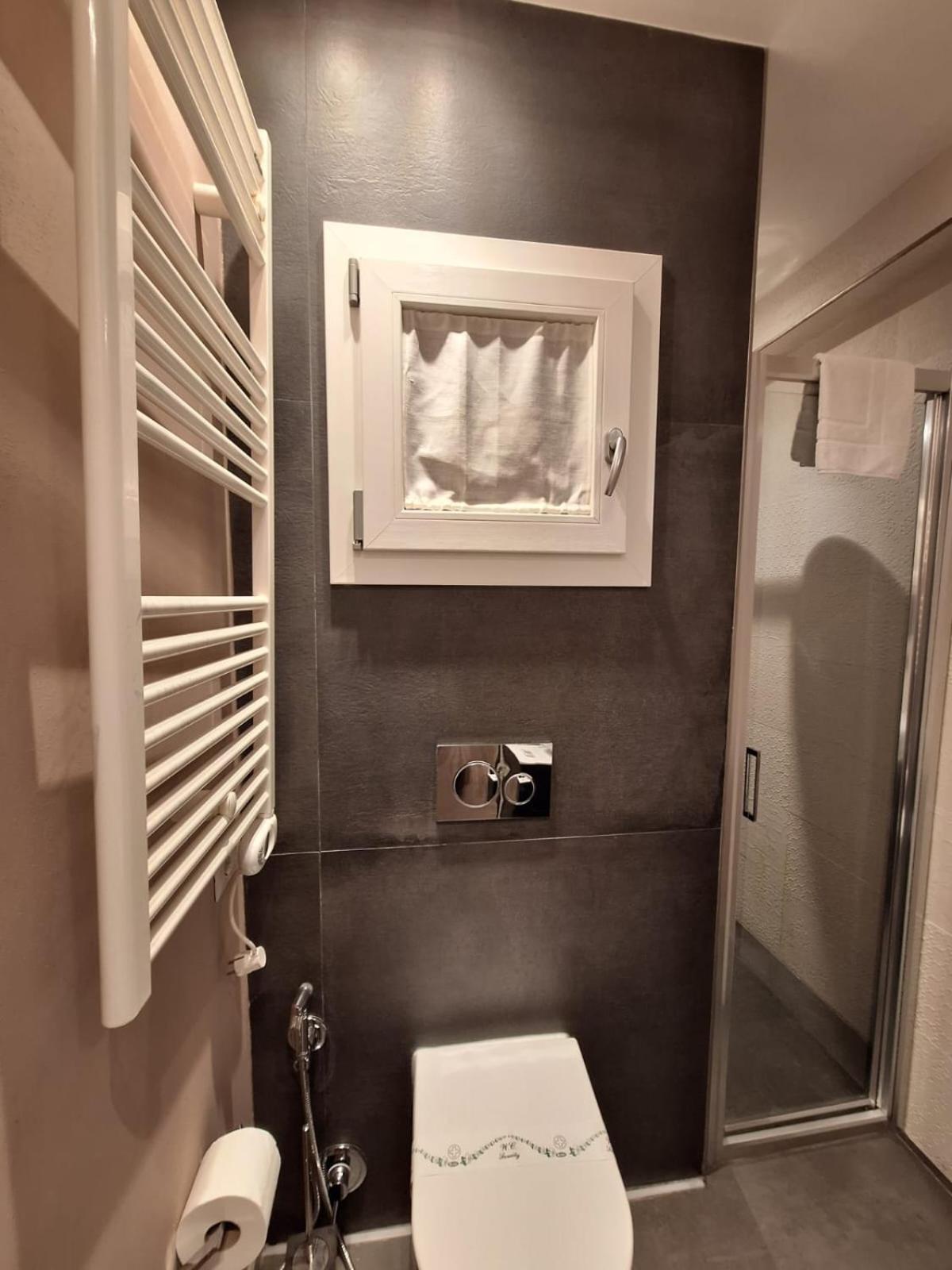 Fiorino Duomo Cozy Suite By Oteego Флоренция Экстерьер фото